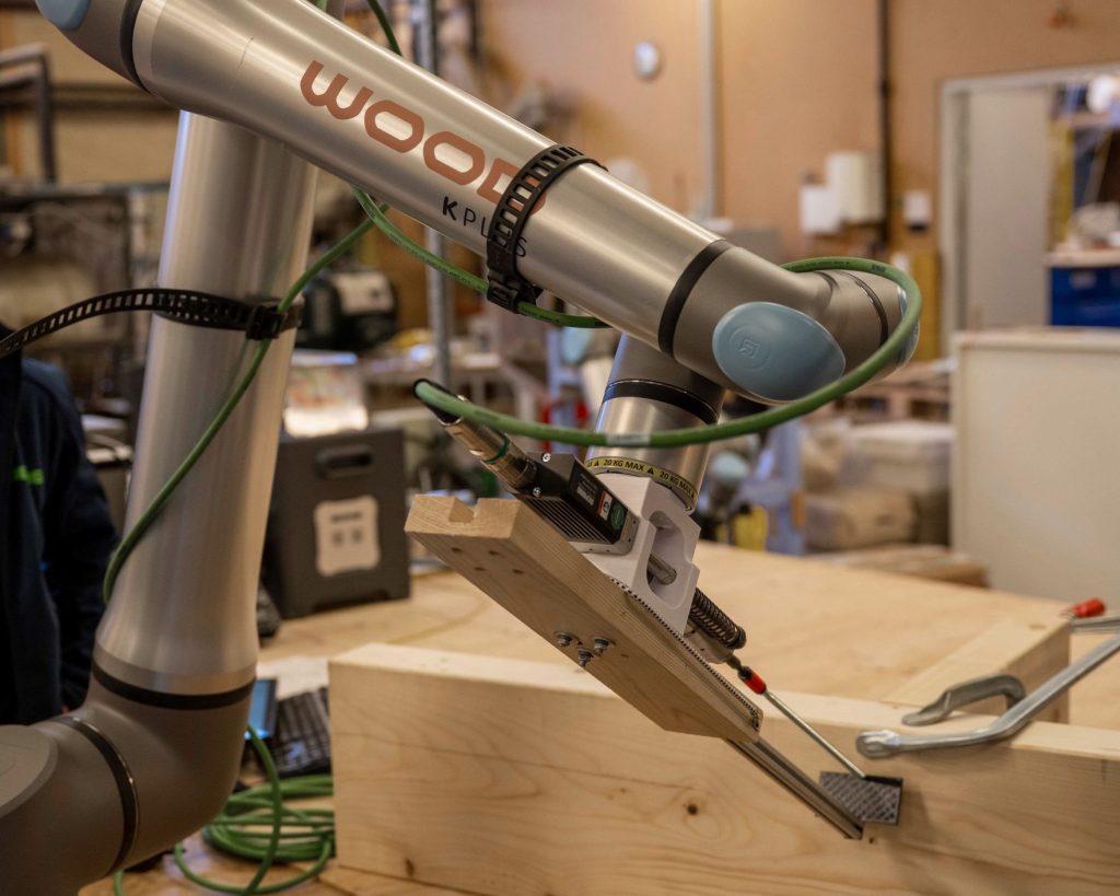 Cobots im Holzbau
