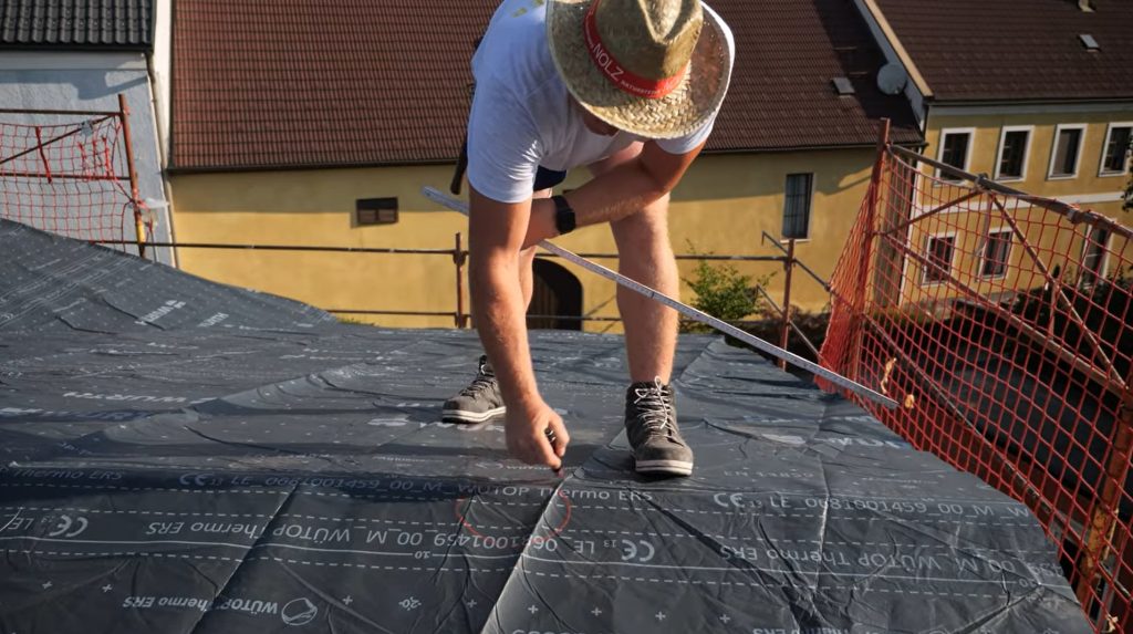 Montage vorkonfektionierte Schalungsbahnen (WÜTOP® THERMO ERS)